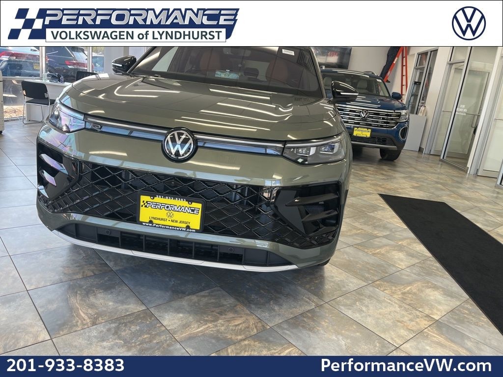 New 2026 Volkswagen Tiguan 2.0T SEL R-Line Turbo SUV