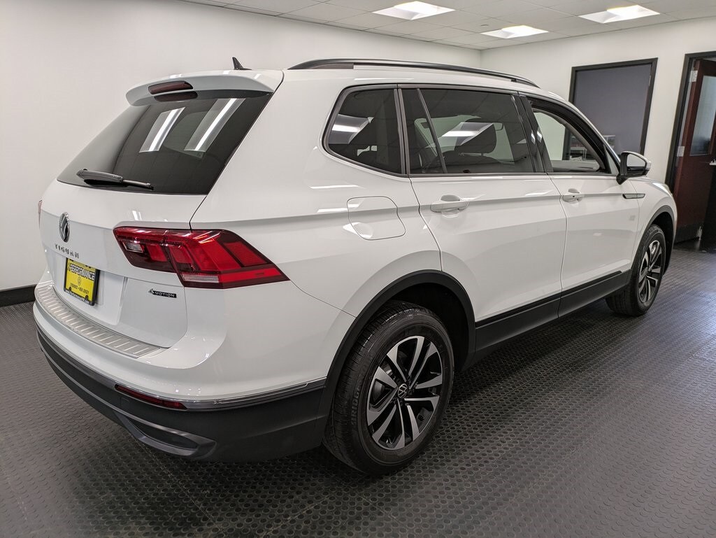 2022 Volkswagen Tiguan S photo 3