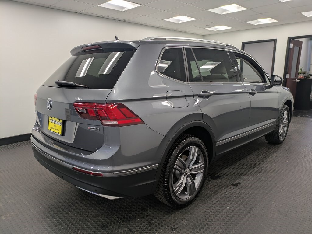 2020 Volkswagen Tiguan SEL photo 4