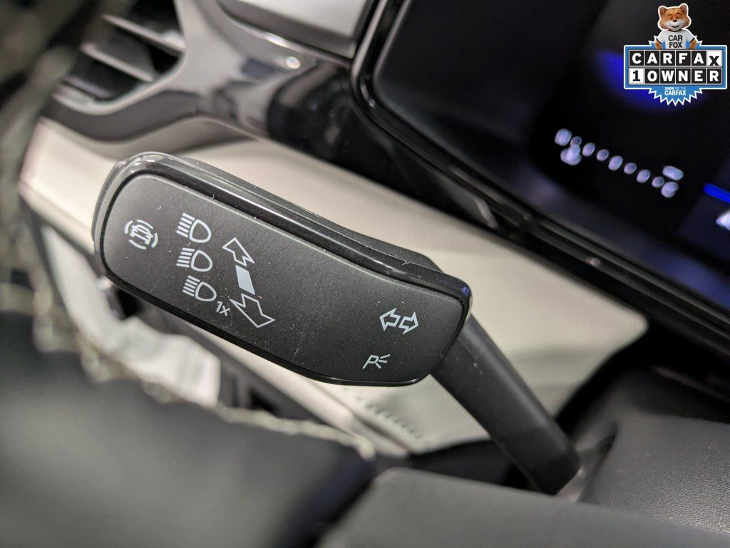 2025 Volkswagen Taos S - Photo 23