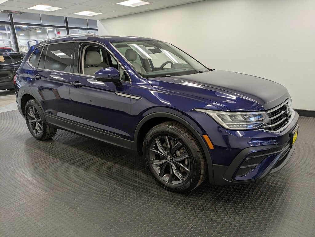2022 Volkswagen Tiguan SE photo 3
