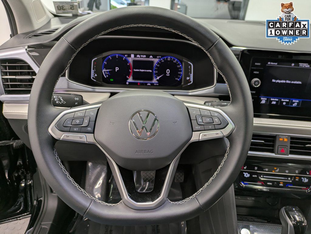 2025 Volkswagen Taos SEL - Photo 21