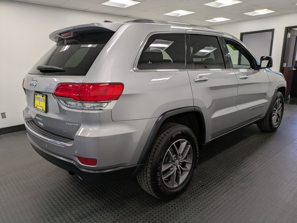2018 Jeep Grand Cherokee Limited photo 2