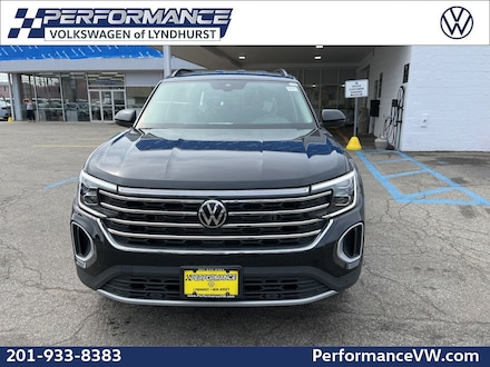 2025 Volkswagen Atlas 2.0T SE w/Technology SUV