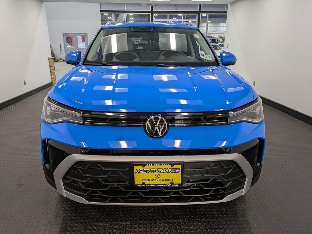 Used 2025 Volkswagen Taos 1.5T SE SUV