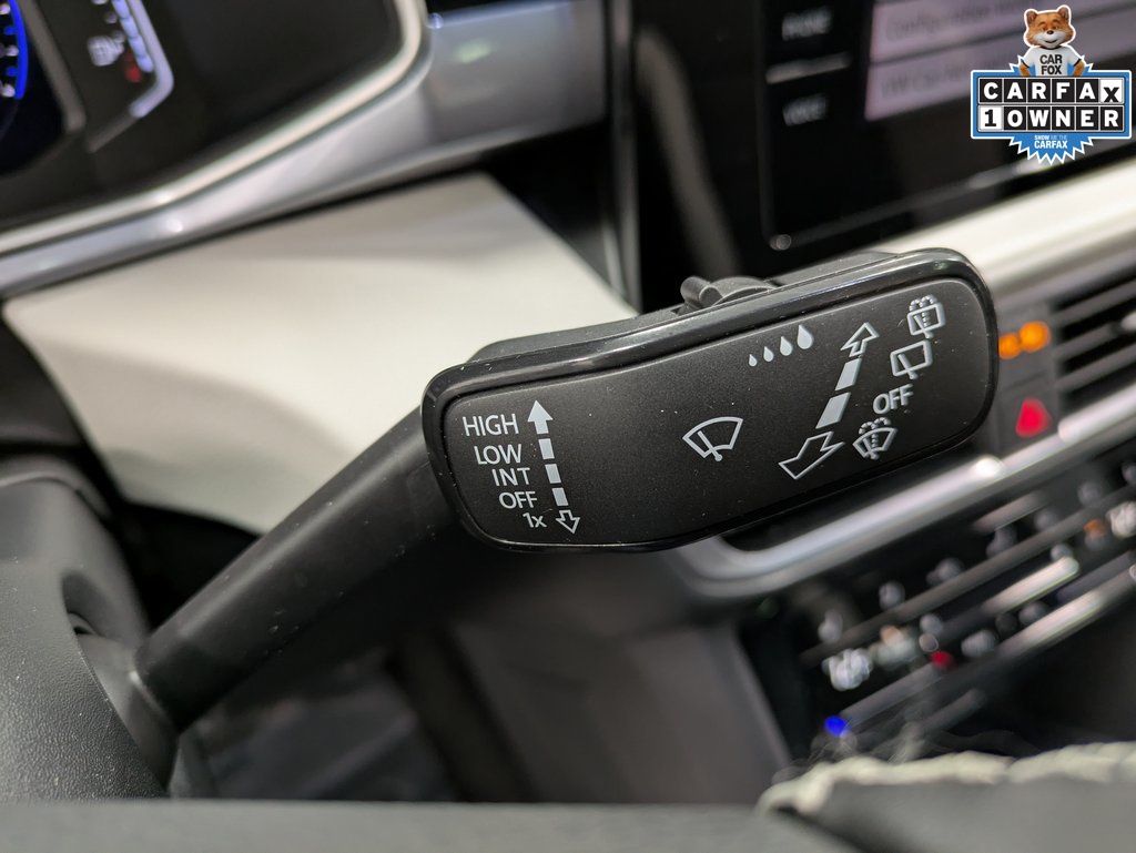 2025 Volkswagen Taos SEL - Photo 20