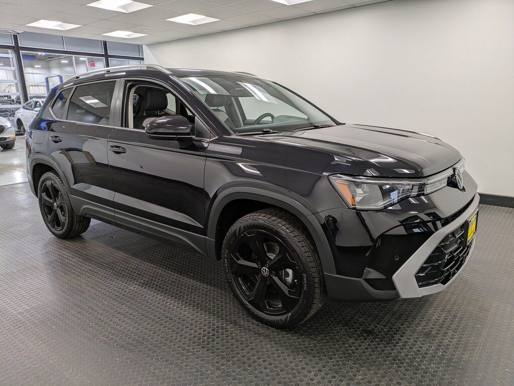 Used 2025 Volkswagen Taos 1.5T SEL SUV