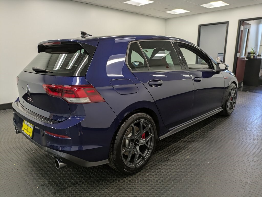 2022 Volkswagen Golf GTI S photo 4