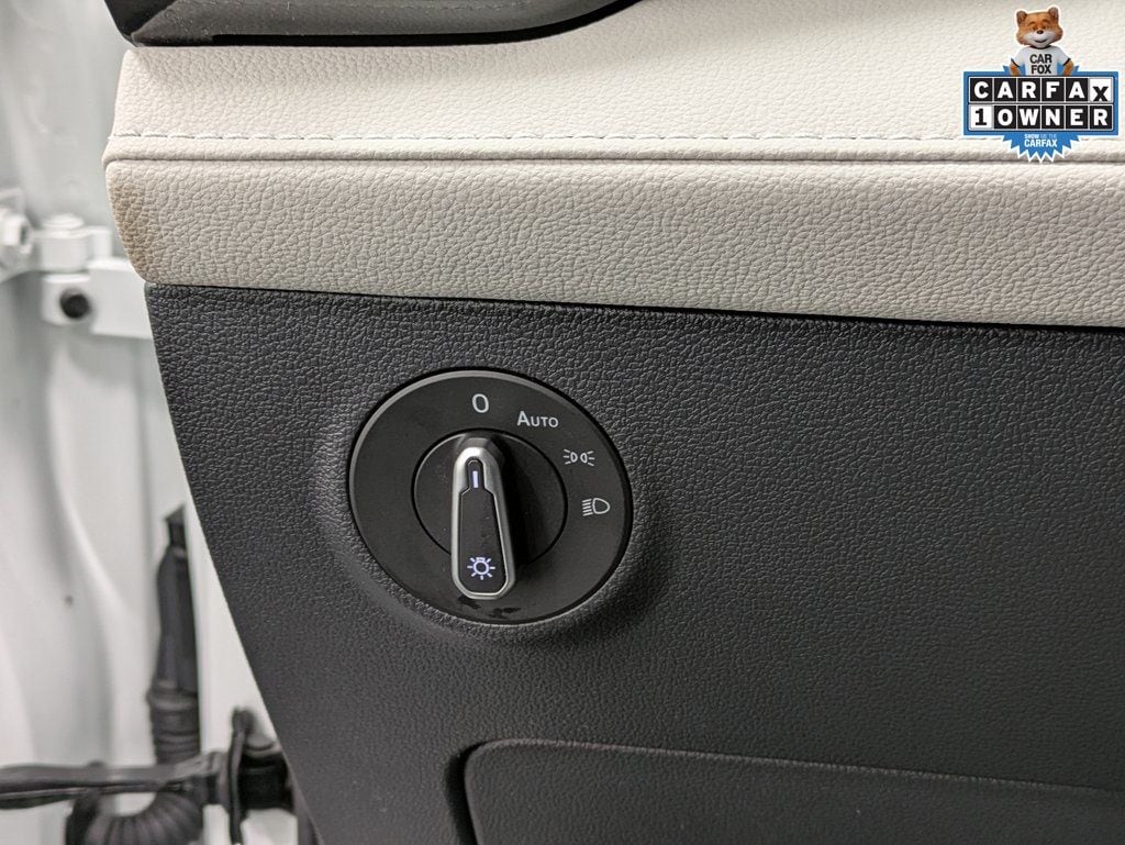 2025 Volkswagen Taos S - Photo 26