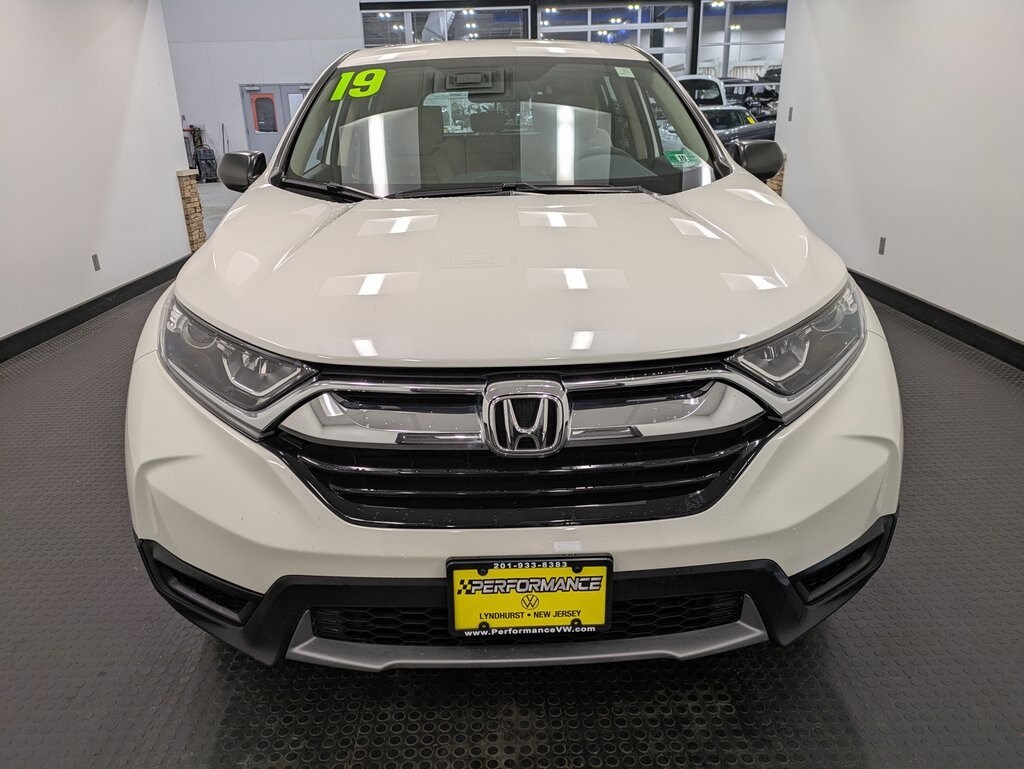 2018 Honda CR-V LX photo 2