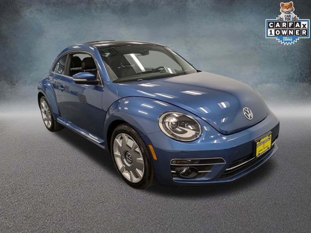 Used 2019 Volkswagen Beetle 2.0T SE Hatchback