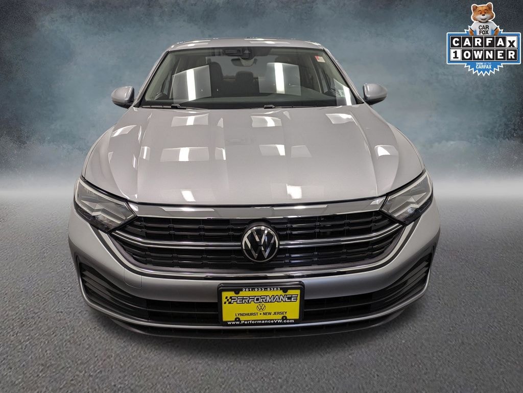 Used 2023 Volkswagen Jetta 1.5T SE Sedan