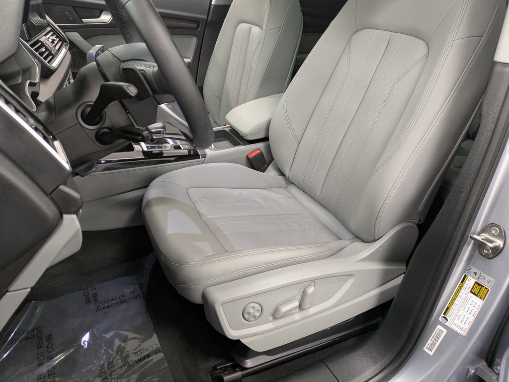 2022 Audi Q5 Premium Plus - Photo 10