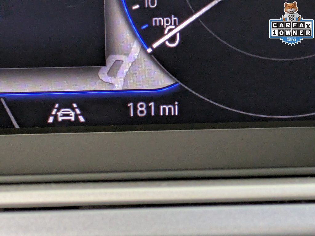 2025 Volkswagen Taos SEL - Photo 18