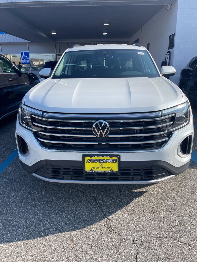 2026 Volkswagen Atlas SE