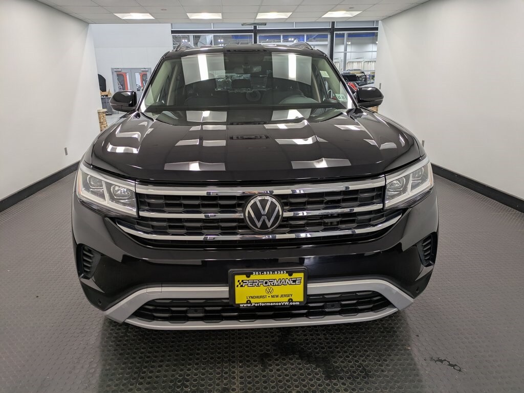 2023 Volkswagen Atlas V6 SE Technology photo 2