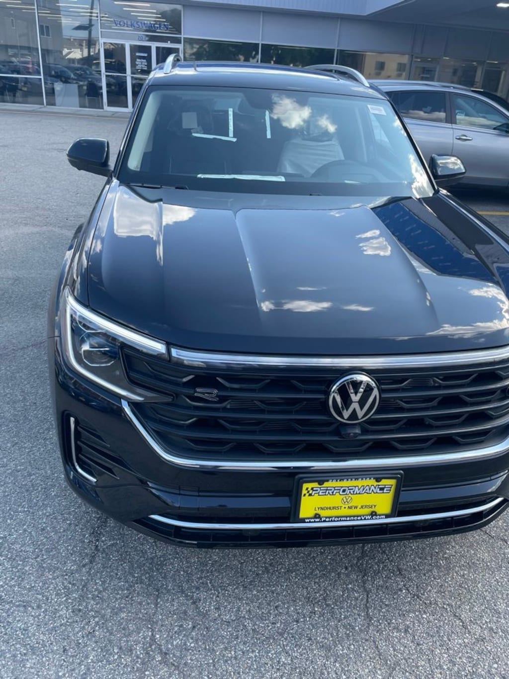 New 2026 Volkswagen Atlas SEL Premium R-Line SUV