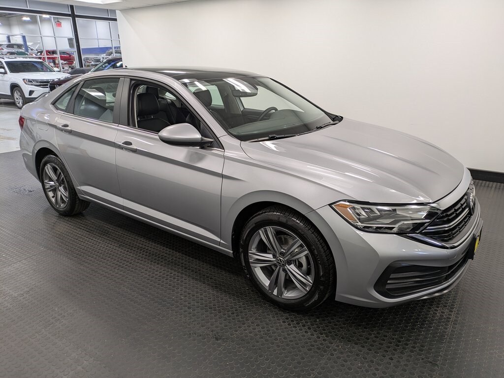 2023 Volkswagen Jetta 1.5T SE photo 2