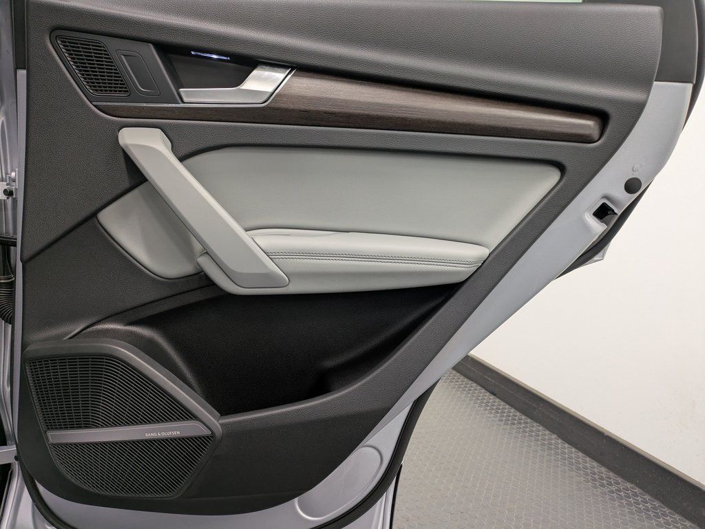 2022 Audi Q5 Premium Plus - Photo 25
