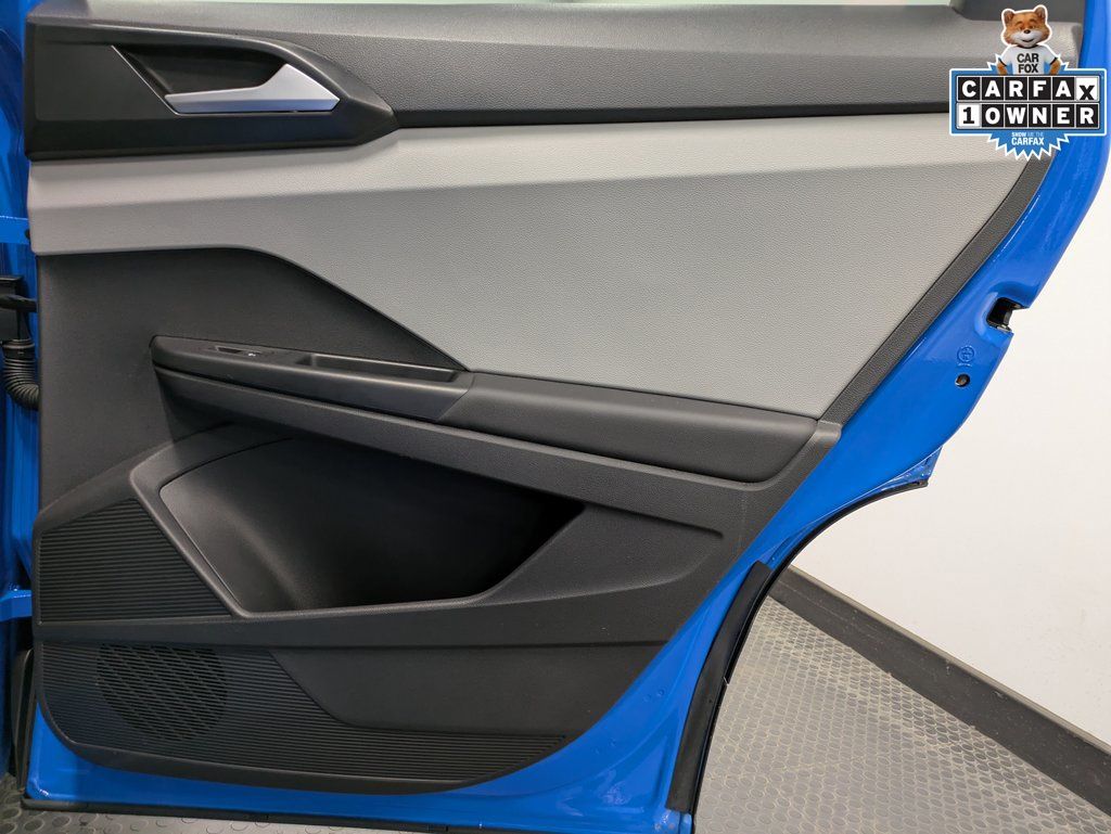 2022 Volkswagen Taos SE - Photo 29