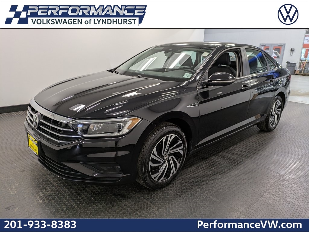 2021 Volkswagen Jetta SEL Premium's photo