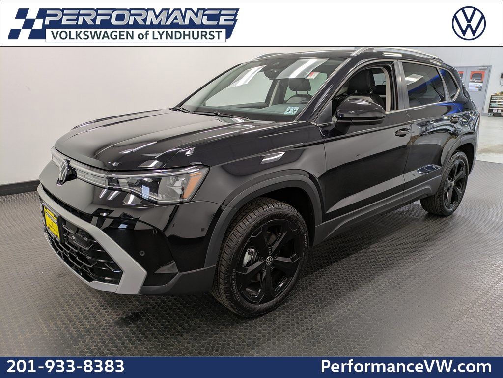 2025 Volkswagen Taos SEL