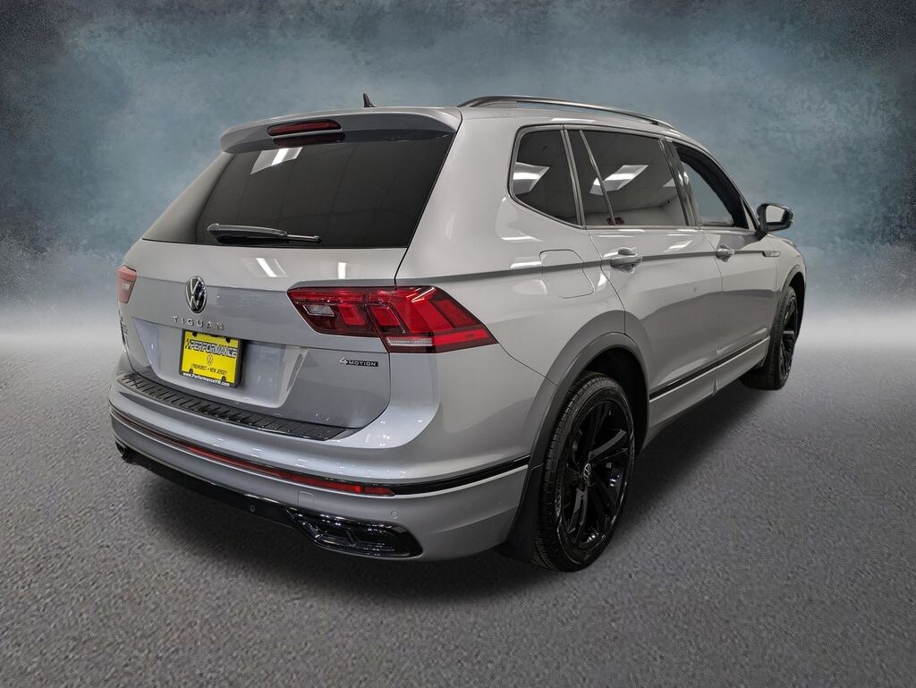 Used 2023 Volkswagen Tiguan 2.0T SE R-Line Black SUV