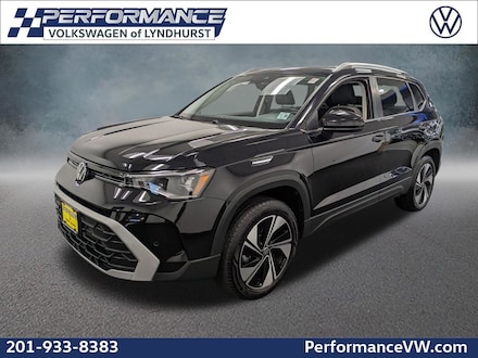 2025 Volkswagen Taos 1.5T SE SUV