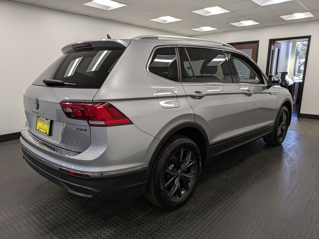 2024 Volkswagen Tiguan SE Wolfsburg Edition photo 2