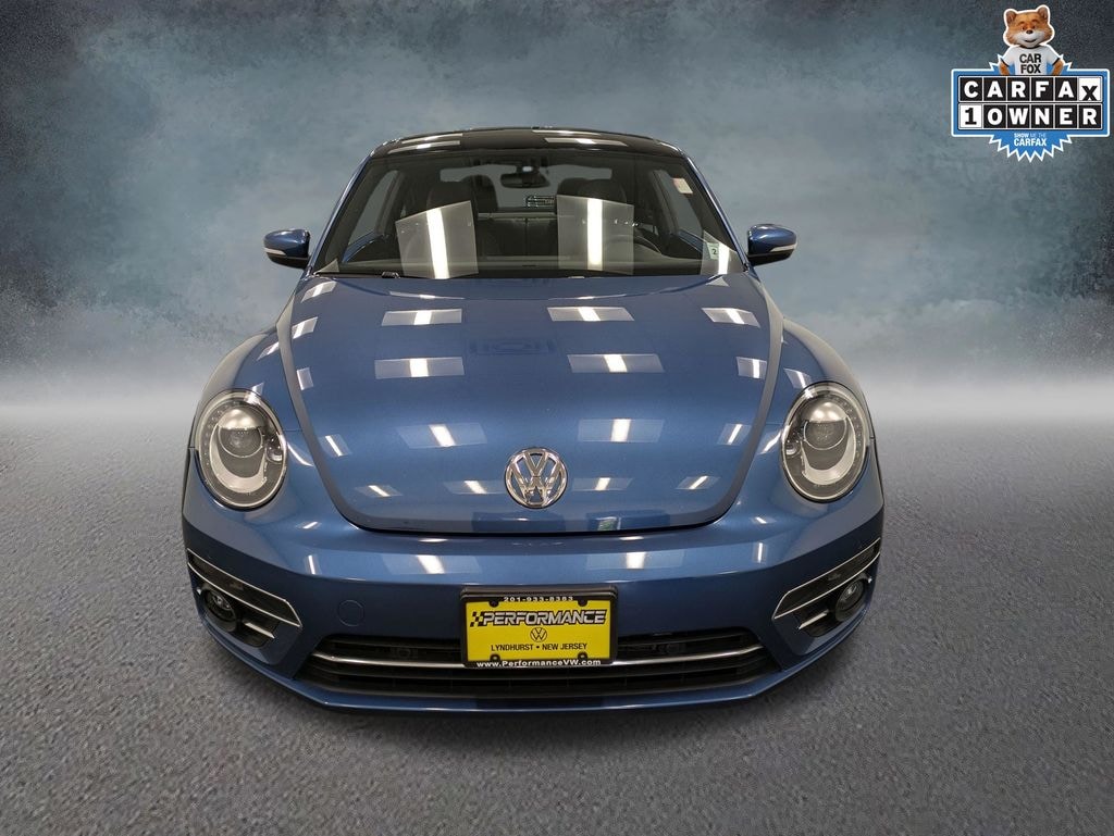 Used 2019 Volkswagen Beetle 2.0T SE Hatchback