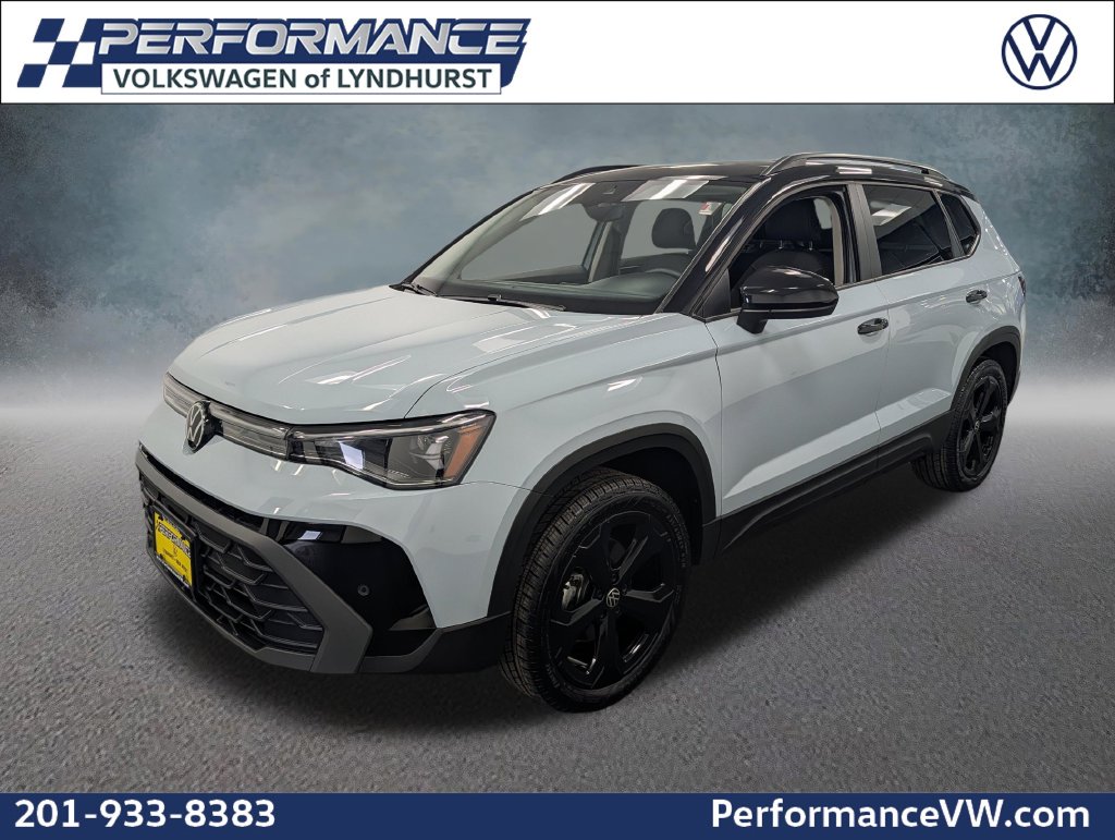 2025 Volkswagen Taos SE Black