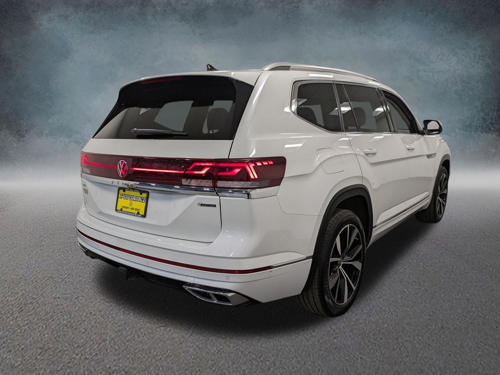 Used 2024 Volkswagen Atlas 2.0T SEL Premium R-Line SUV