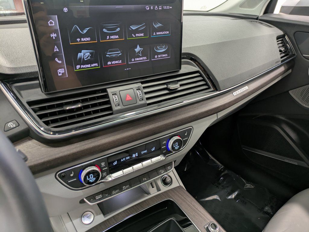 2022 Audi Q5 Premium Plus - Photo 11