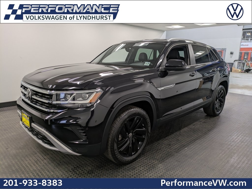 2022 Volkswagen Atlas Cross Sport SE w/Tech's photo