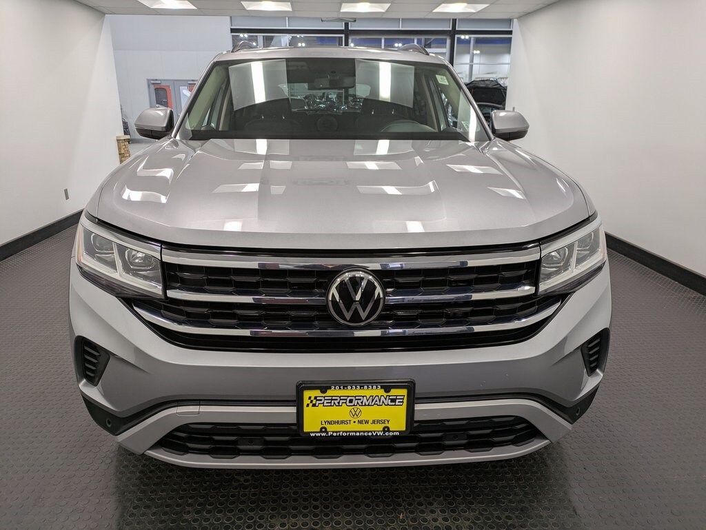 2022 Volkswagen Atlas V6 SE Technology photo 2