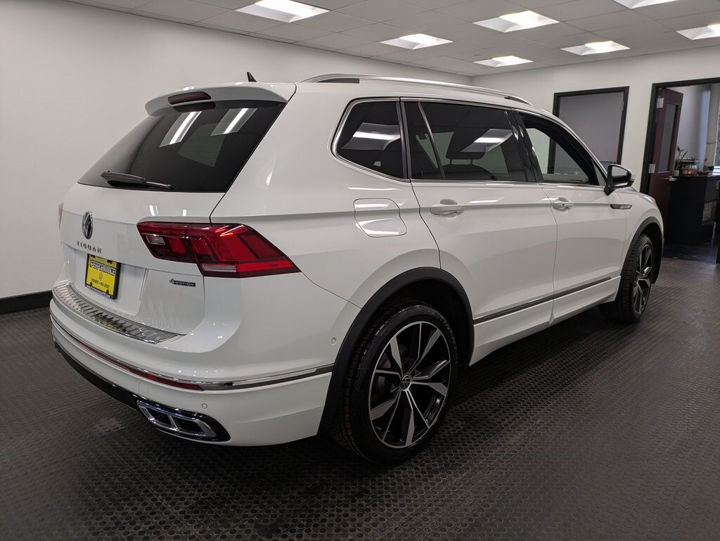 2022 Volkswagen Tiguan SEL Premium R-Line photo 4