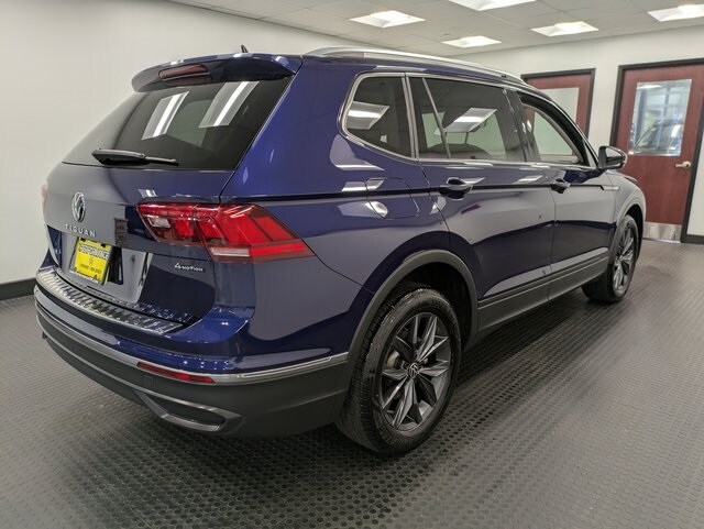2022 Volkswagen Tiguan SE photo 3