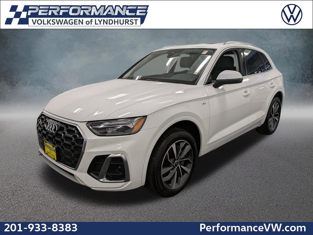 2023 Audi Q5 45 Premium Plus's photo