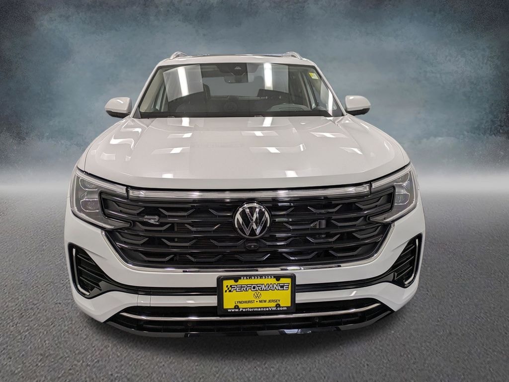 Used 2024 Volkswagen Atlas 2.0T SEL Premium R-Line SUV