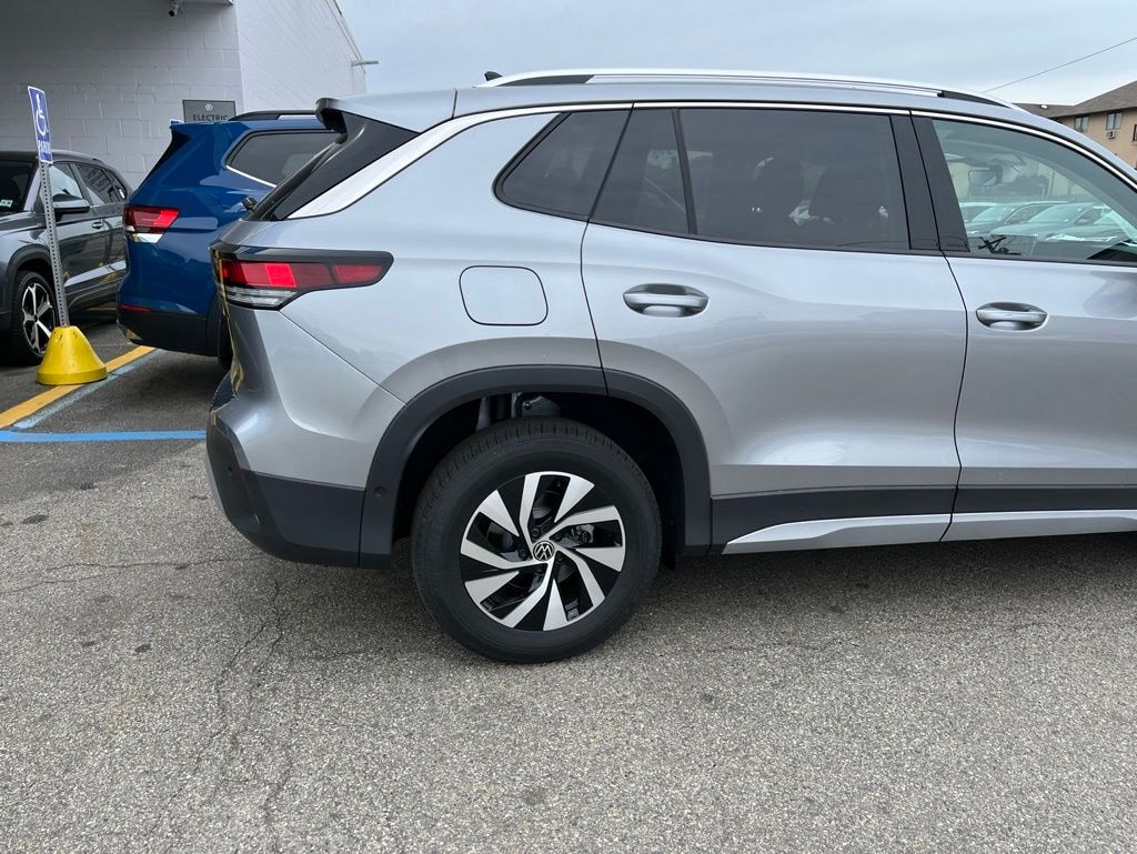 New 2026 Volkswagen Tiguan 2.0T S SUV
