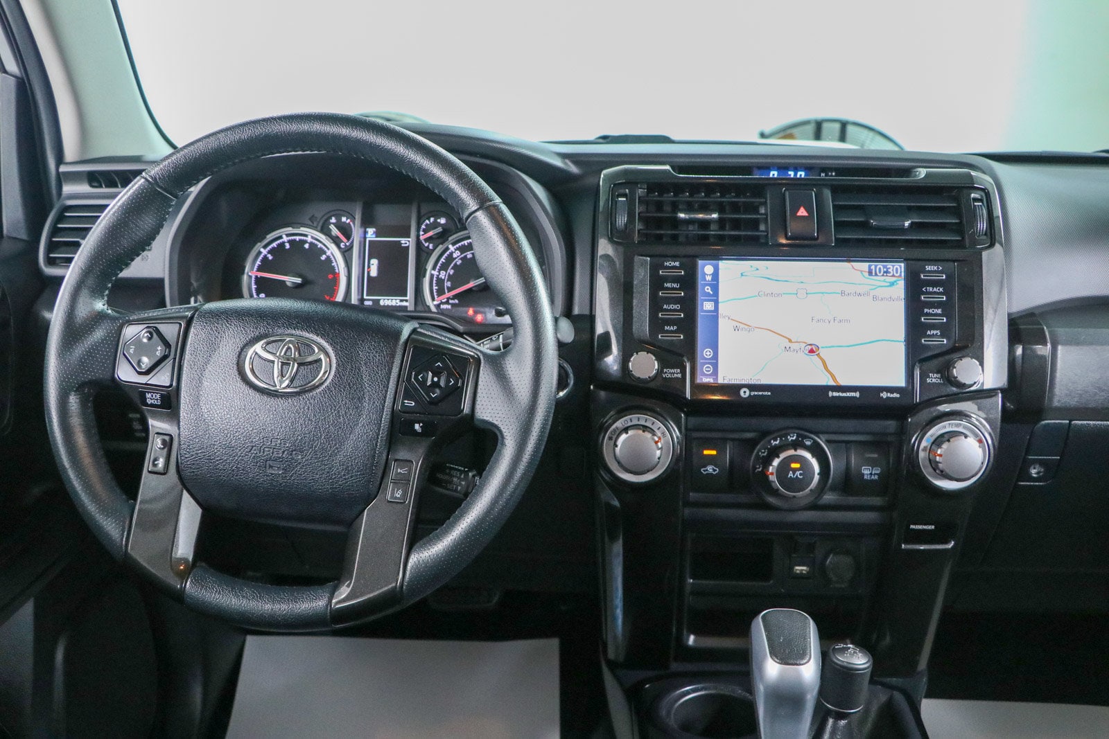 2022 Toyota 4Runner TRD Off-Road Premium - Photo 17