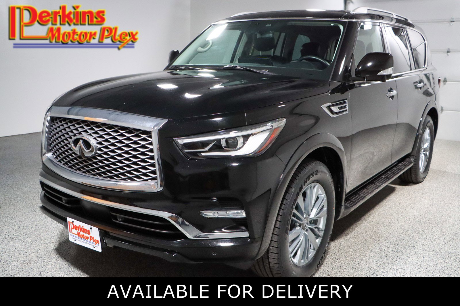 2023 INFINITI QX80 Luxe's photo