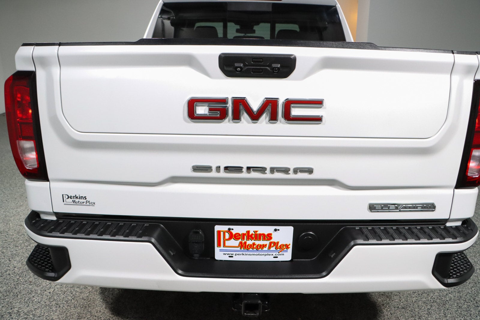 2022 GMC Sierra 1500 Elevation - Photo 8