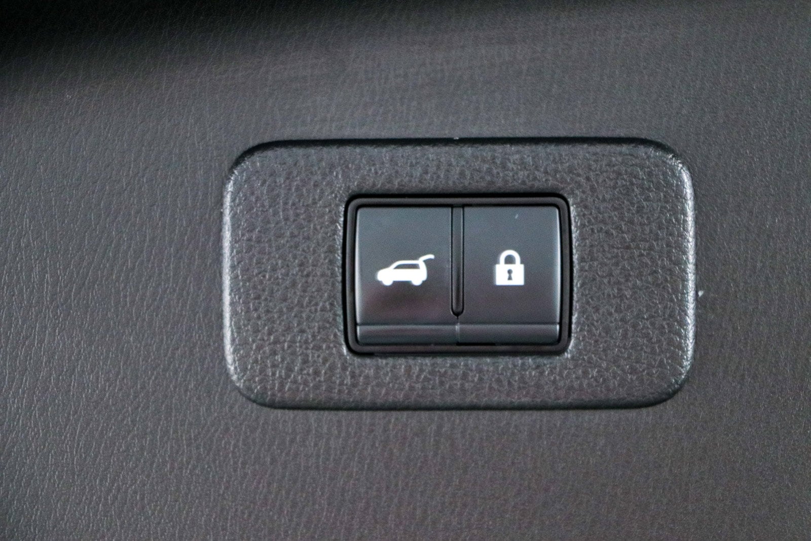 2023 Nissan Armada SL - Photo 33