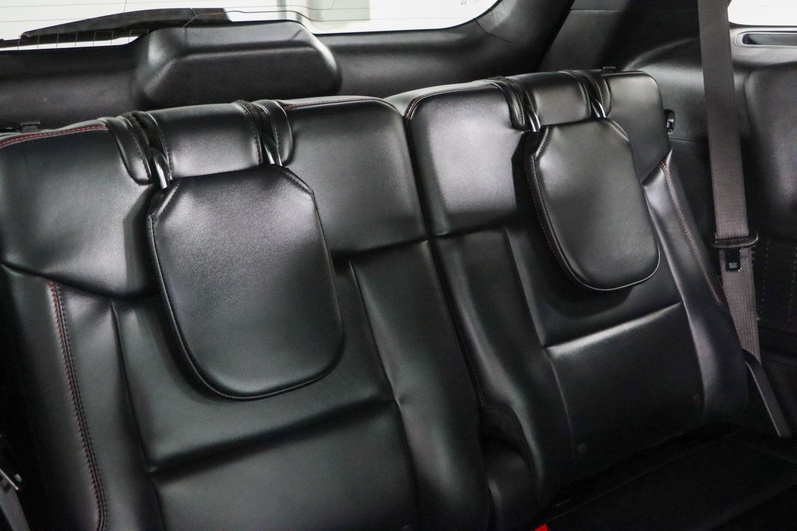 2025 Ford Explorer ST - Photo 30