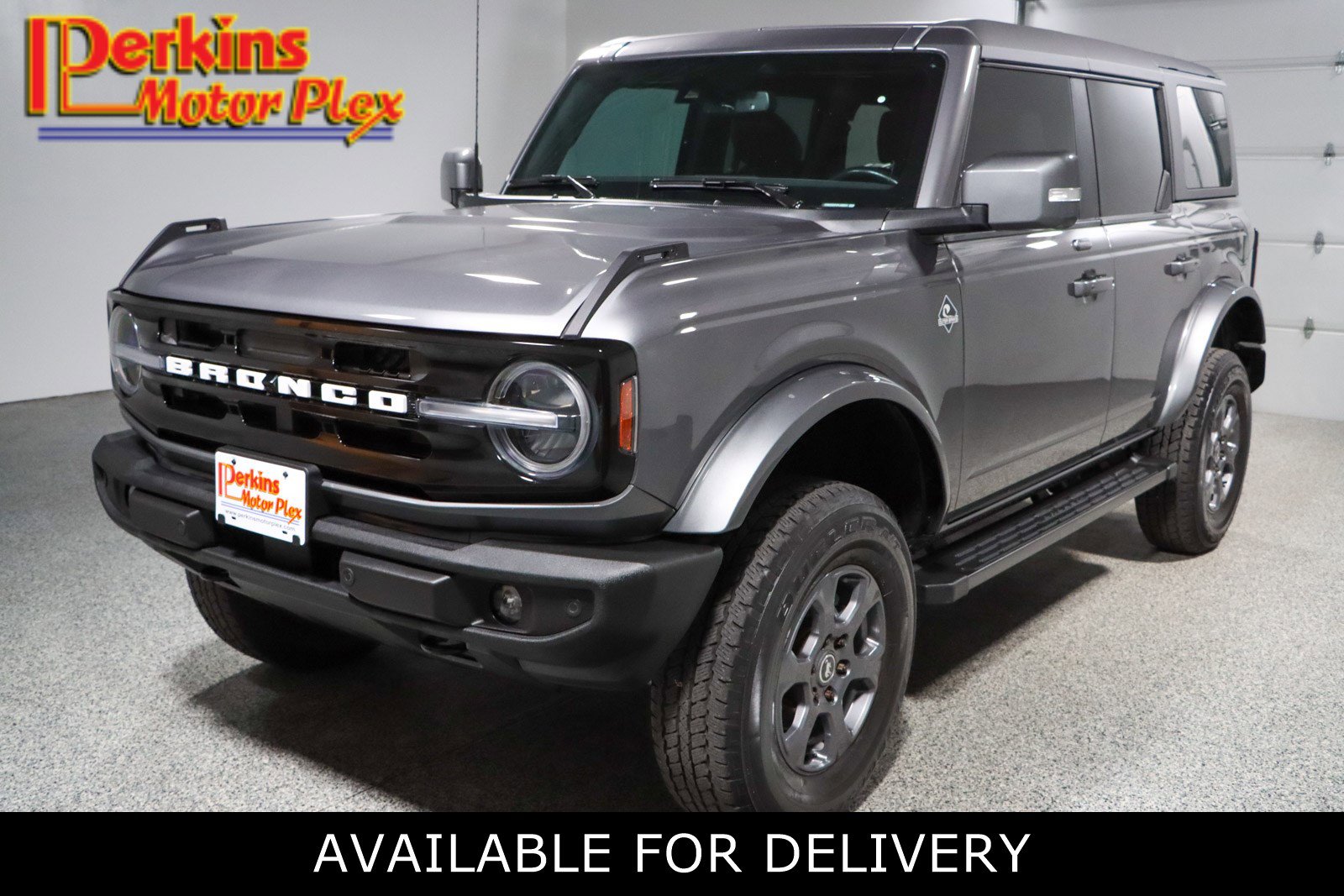 2023 Ford Bronco Outer Banks 4x4's photo
