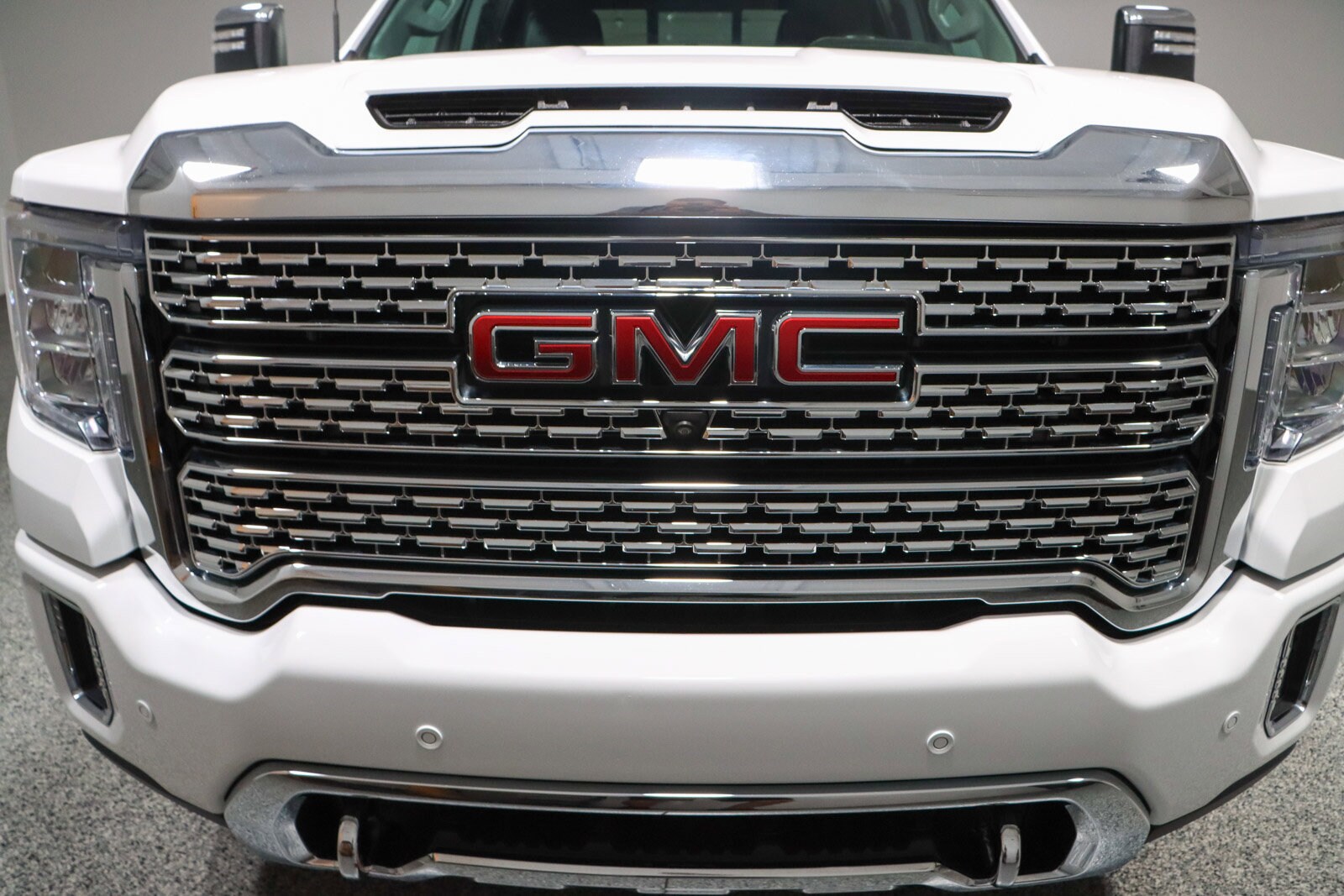 2023 Gmc Sierra HD Denali photo 3