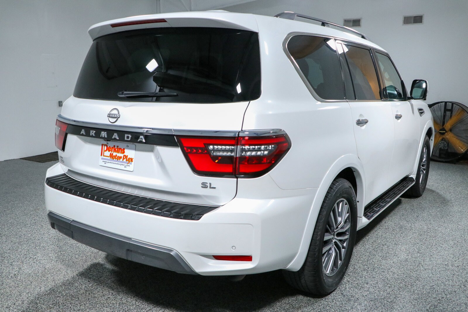 2023 Nissan Armada SL - Photo 7