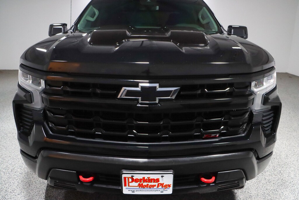 Used 2023 Chevrolet Silverado 1500 LT Trail Boss Z71 4X4 Truck Crew Cab