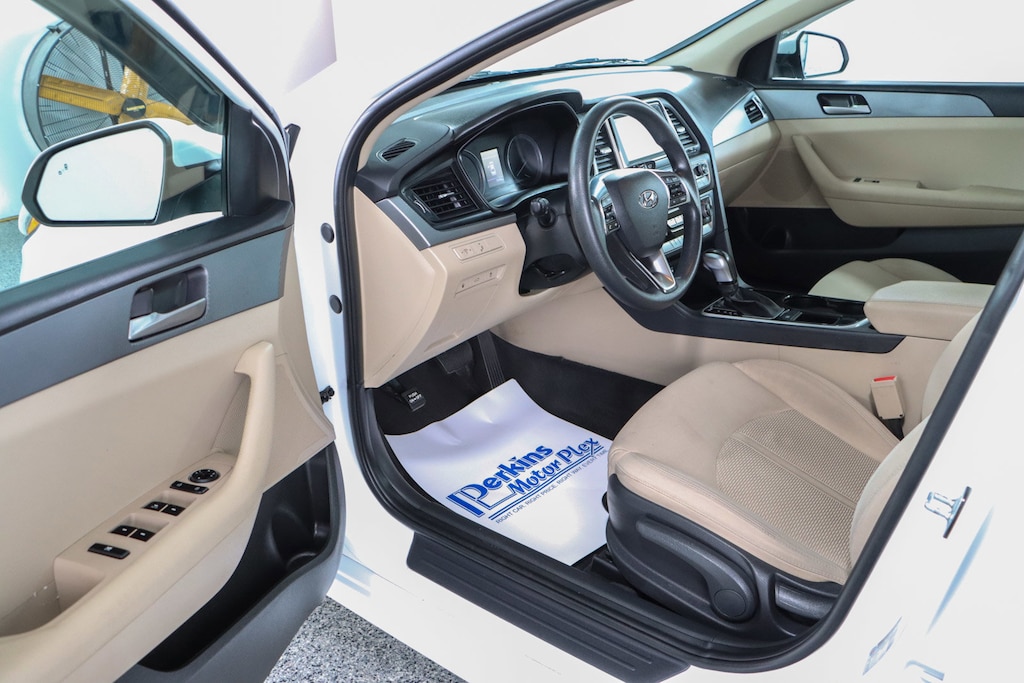 Used 2018 Hyundai Sonata SE Sedan